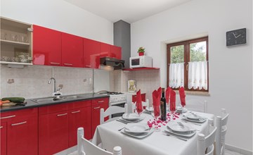 Cozy home in Ruzici with kitchen 3