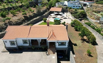 Villa Lucas mit Gartenterrasse und Schwimmbad 3