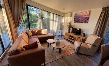 Bos Lodge 75 Eco 4 Personen mit Jacuzzi 2