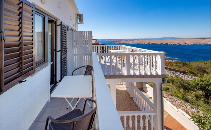 Nice apartment in Jablanac with kitchen 1