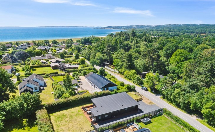 "Thorkjell" - 350m from the sea 1