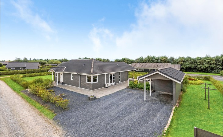 3 bedroom lovely home in Hemmet 1