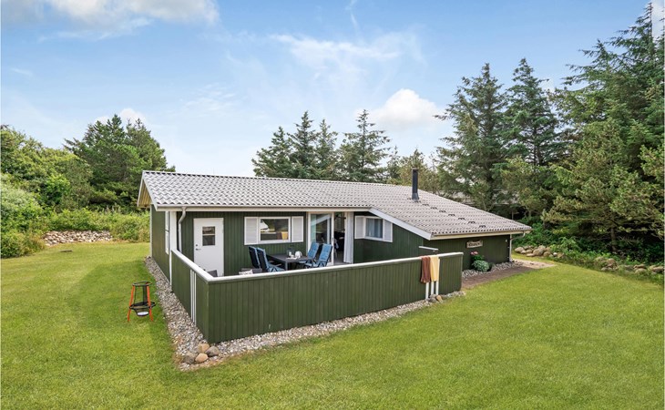 Amazing home in Hvide Sande with sauna 1