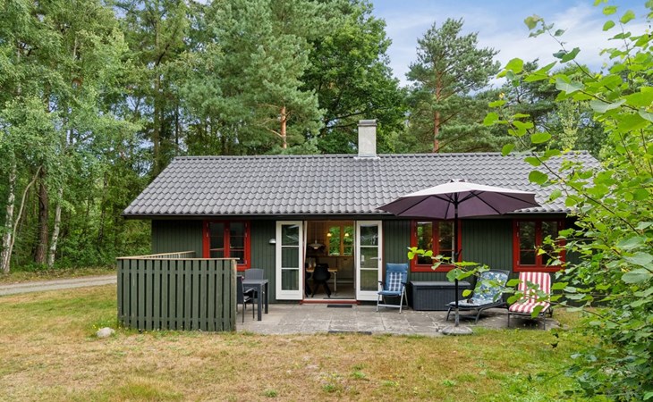 "Gail" - 200m from the sea 1