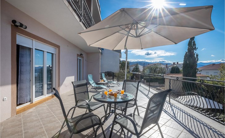 Lovely apartment in Novi Vinodolski 1