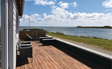Beautiful home in Ulfborg with WiFi 2