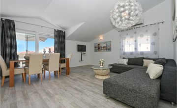 Gorgeous apartment in Okrug Gornji 2