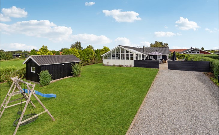 Awesome home in Haderslev with kitchen 1