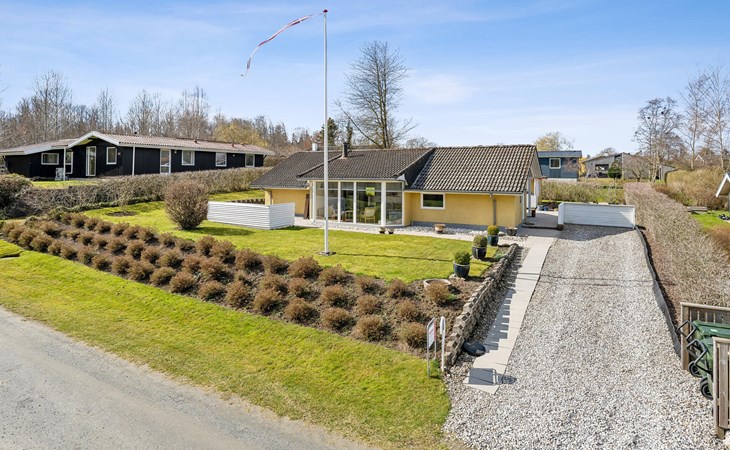 2 bedroom nice home in Juelsminde 1