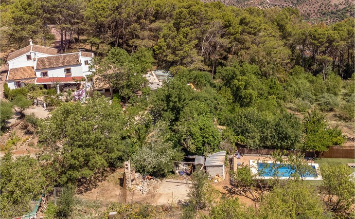 Lovely home in El Gastor 1