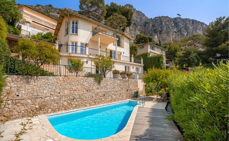 Beautiful home in Eze 1