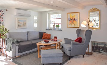 2 bedroom lovely home in Simrishamn 3