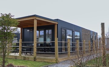 Cottage 4 2