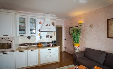 Mantegna - garten mit seeblick und schwimmbad 2