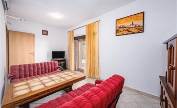 2 bedroom gorgeous home in Marcenagla 2