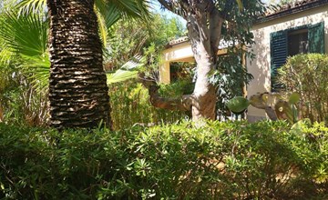 Schöner zentraler Bungalow direkt am Sandstrand auf Sizilien 2