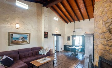 Gorgeous home in Dolores 3