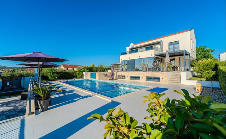 Villa Lara 1