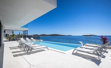 Schöne Villa Marvella für 10 Personen 2