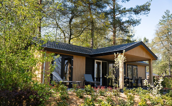 4 persoons Premium Lodge Hottub 1