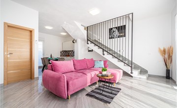 Cozy home in Maslenica with WiFi 3
