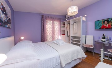 Gemütliche Ferienwohnung mit Terrasse in Bidol 3