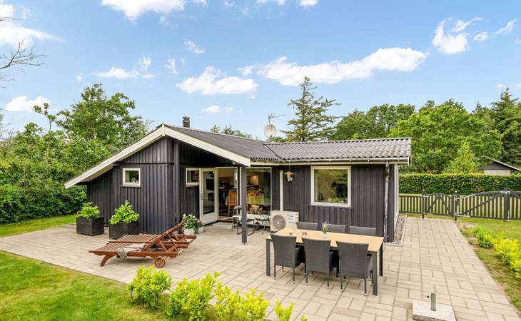 "Embla" - 500m to the fjord 1