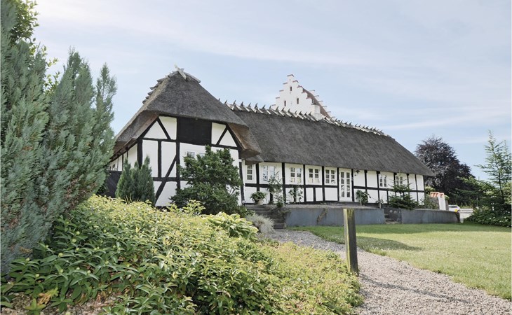 2 bedroom lovely home in Broby 1