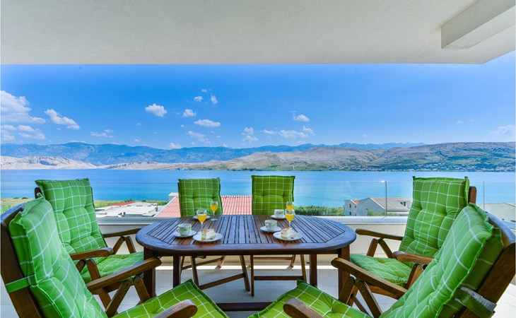 2 bedroom beautiful apartment in Pag 1