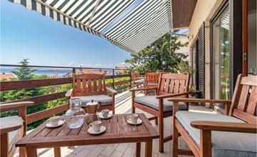 Nice home in Dramalj with WiFi 2