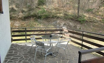 Wohnung im ersten Stock mit schönem Seeblick 2
