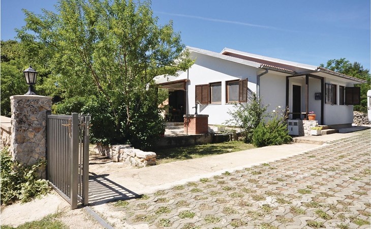 Awesome home in Jezera with WiFi 1