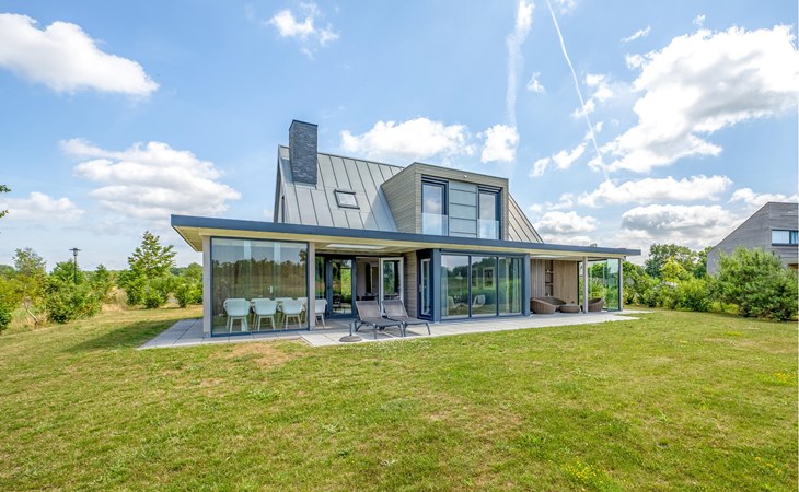 Pet friendly home in Kamperland with WiFi 1