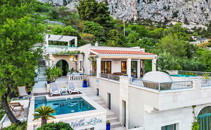 "Villa Rita" mit Blick auf das Wasser 1