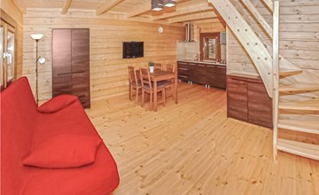 Awesome home in Jaroslawiec with WiFi 3