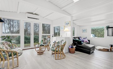 Awesome home in Juelsminde with WiFi and 3 Bedrooms 2