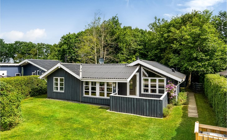 2 bedroom gorgeous home in Hemmet 1