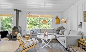 Beautiful home in Højby with WiFi 3