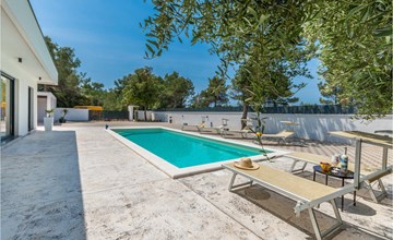 Beautiful home in Biograd with WiFi 2