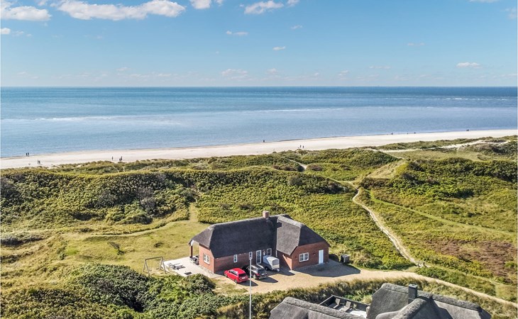 Amazing home in Blåvand with WiFi 1