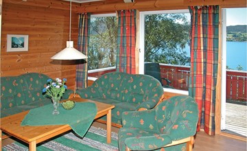 Nice home in Sandvoll 3