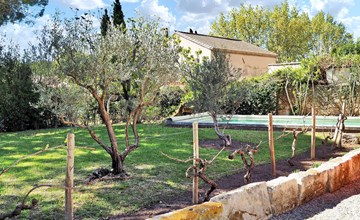 Stunning home in Paradou with private swimming pool, can be inside or outside 2