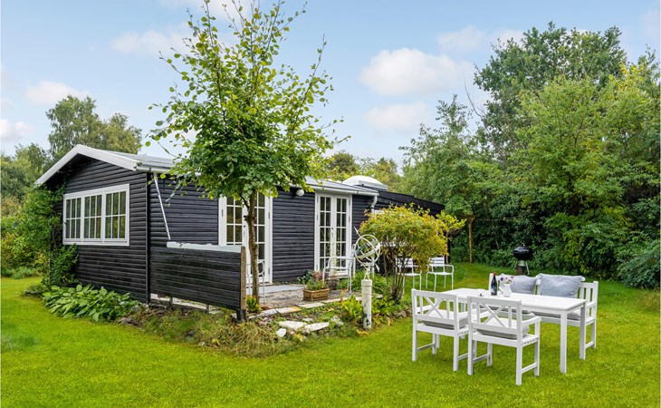 Cozy home in Jægerspris with kitchen 1
