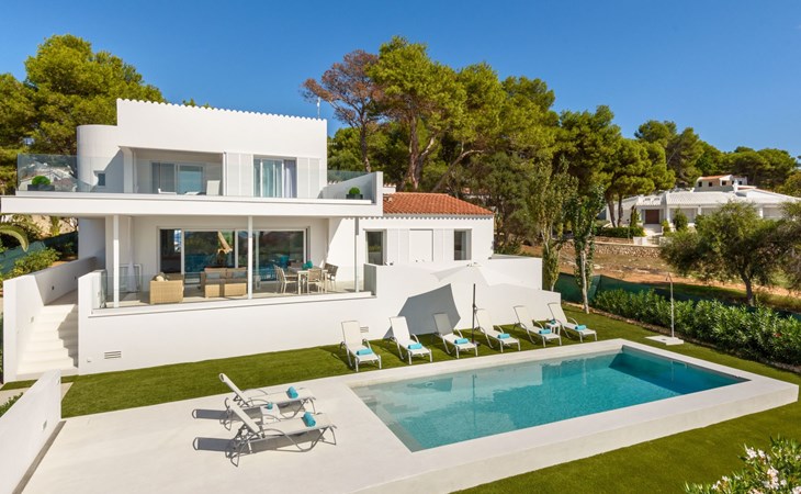 Villa Lucia mit Meerblick und Pool in Santo Tomas 1