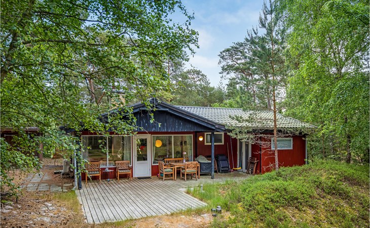 Gorgeous home in Nexø with kitchen 1