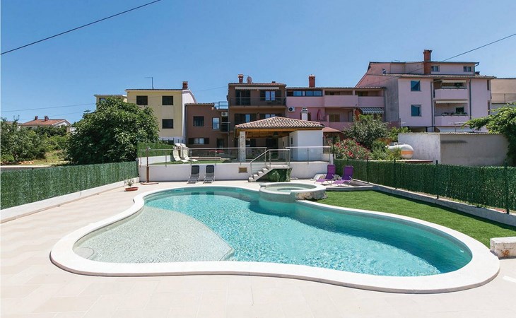 House Sole 1