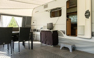Caravan for 4 people 3