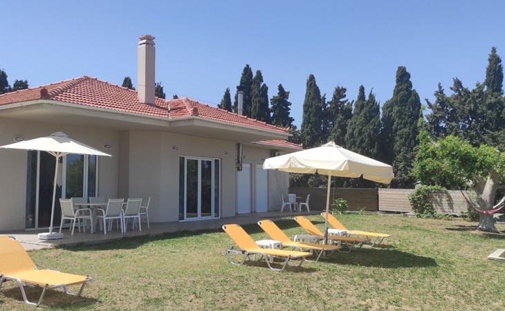Sea Breeze Villa, atemberaubender Garten mit Meerblick 1