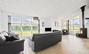 3 bedroom beautiful home in Hovborg 3