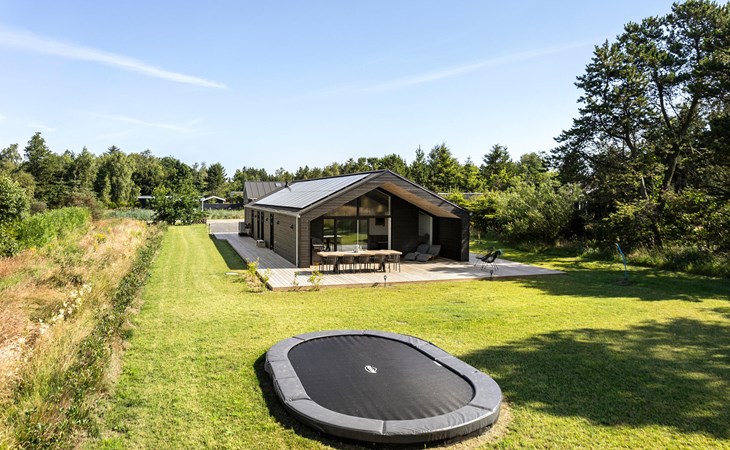 4 bedroom stunning home in Sæby 1